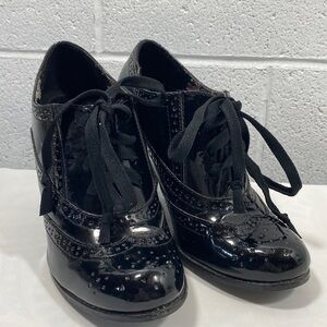 Fiona heels in vintage design​​​​​​​​​​​